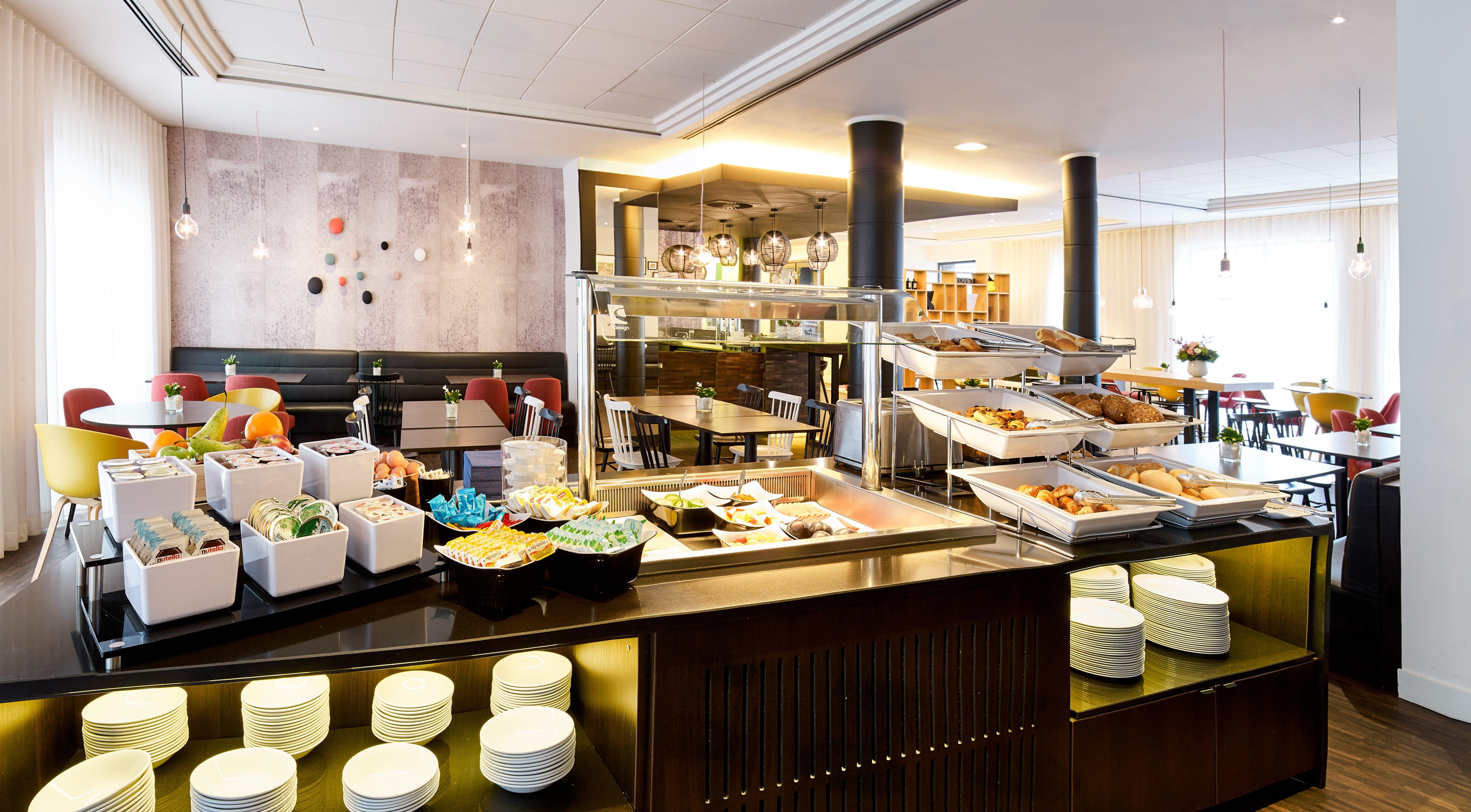 Holiday Inn Express Hasselt By Ihg Exterior foto