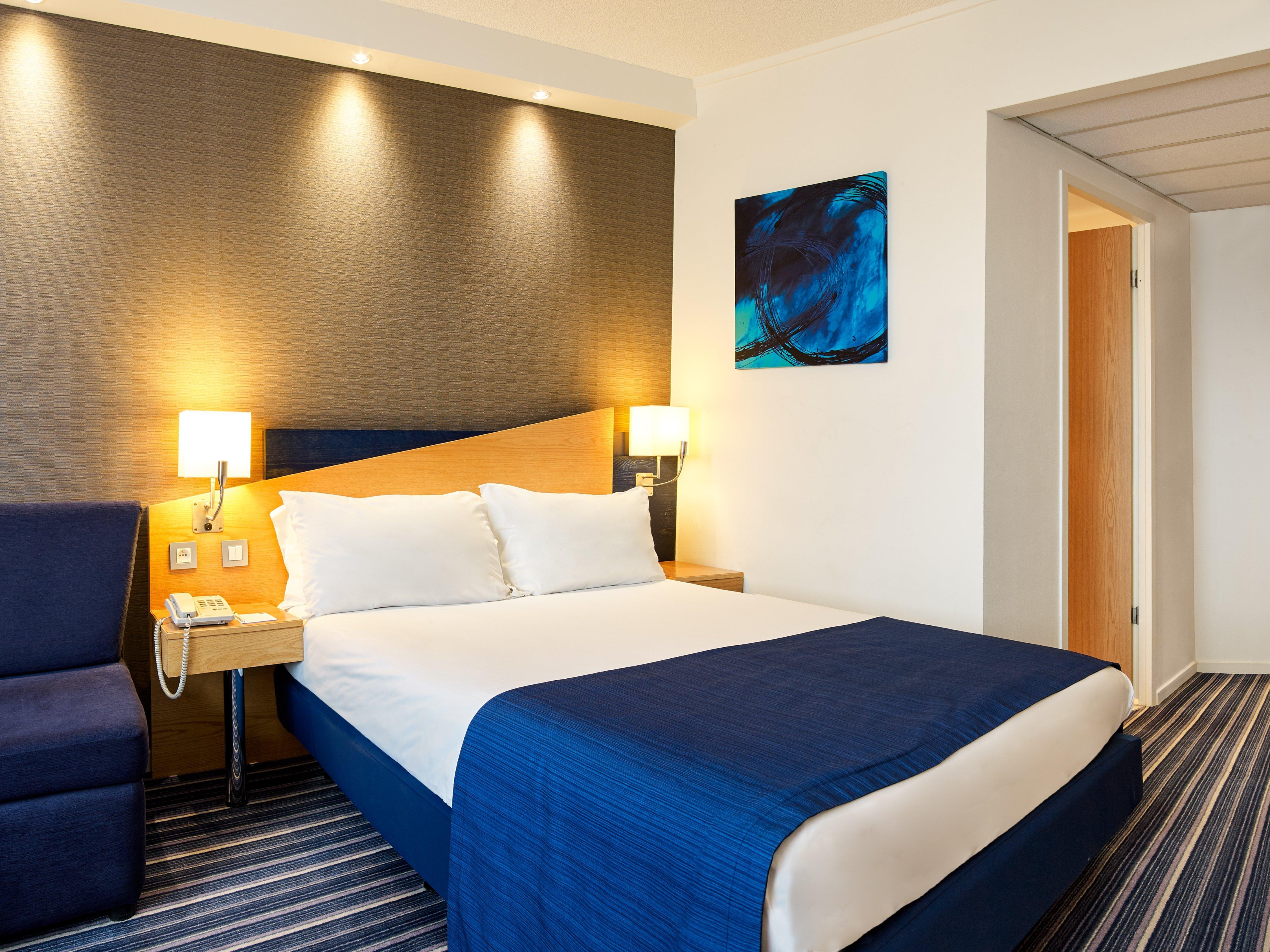 Holiday Inn Express Hasselt By Ihg Exterior foto