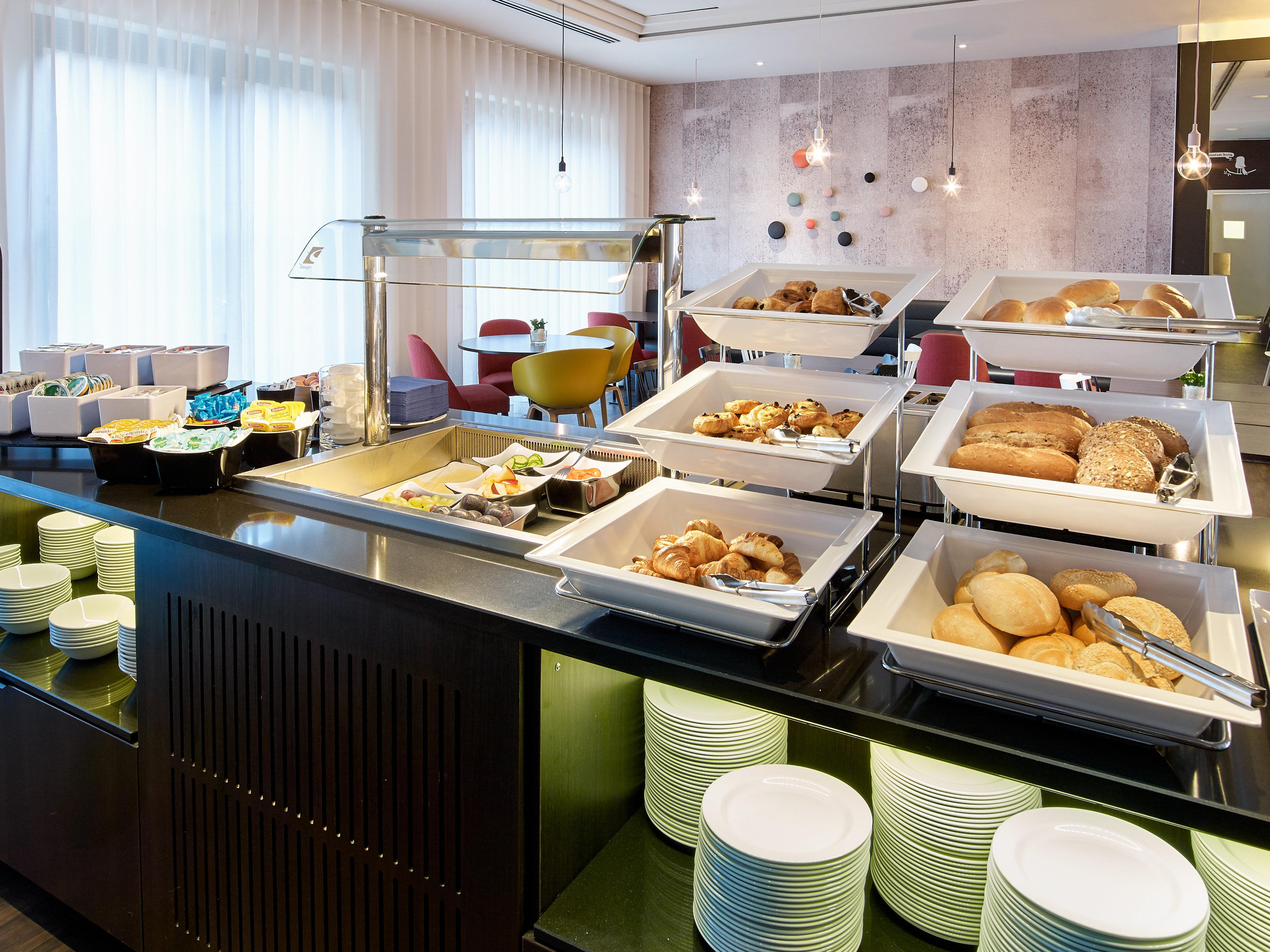 Holiday Inn Express Hasselt By Ihg Exterior foto