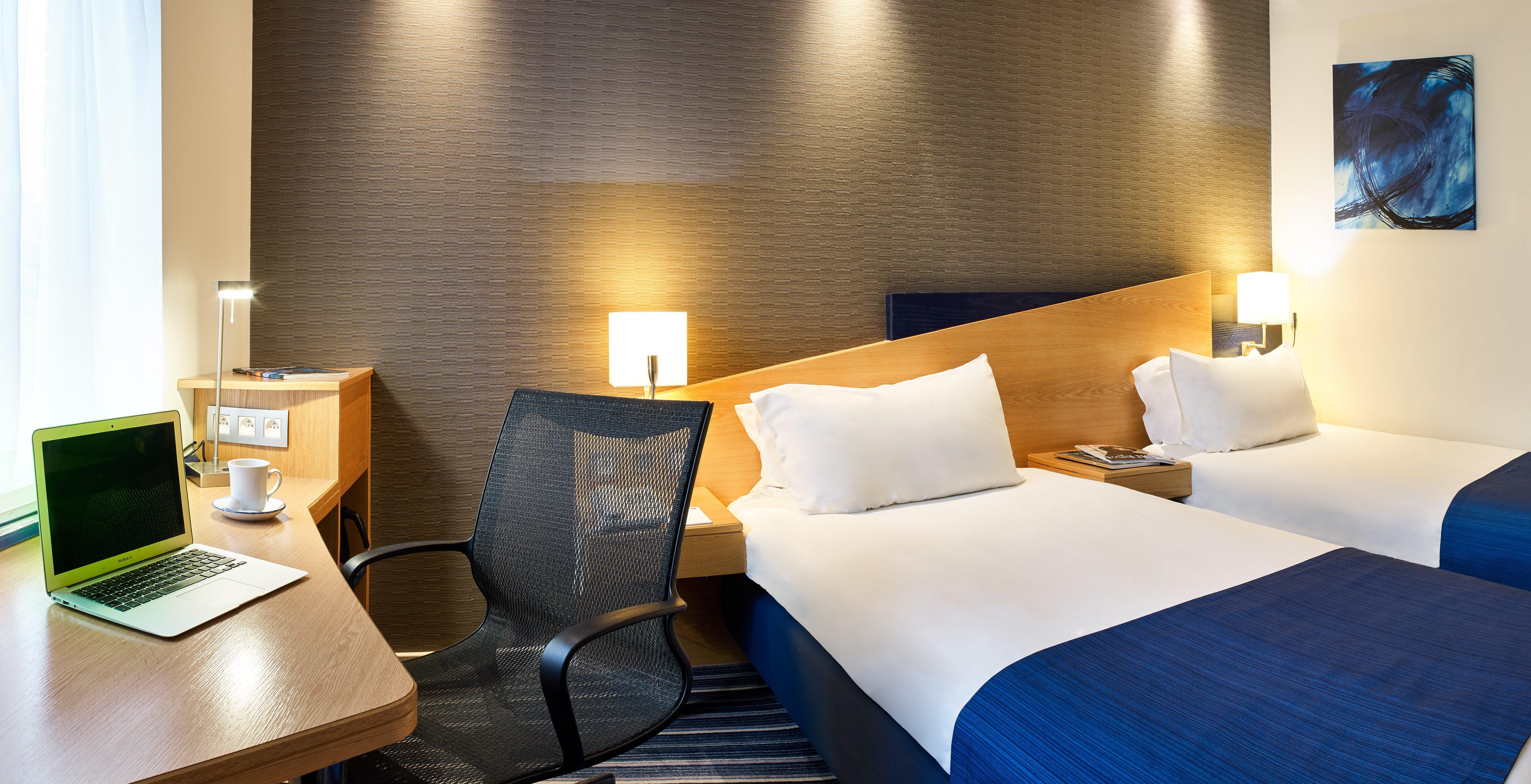 Holiday Inn Express Hasselt By Ihg Exterior foto
